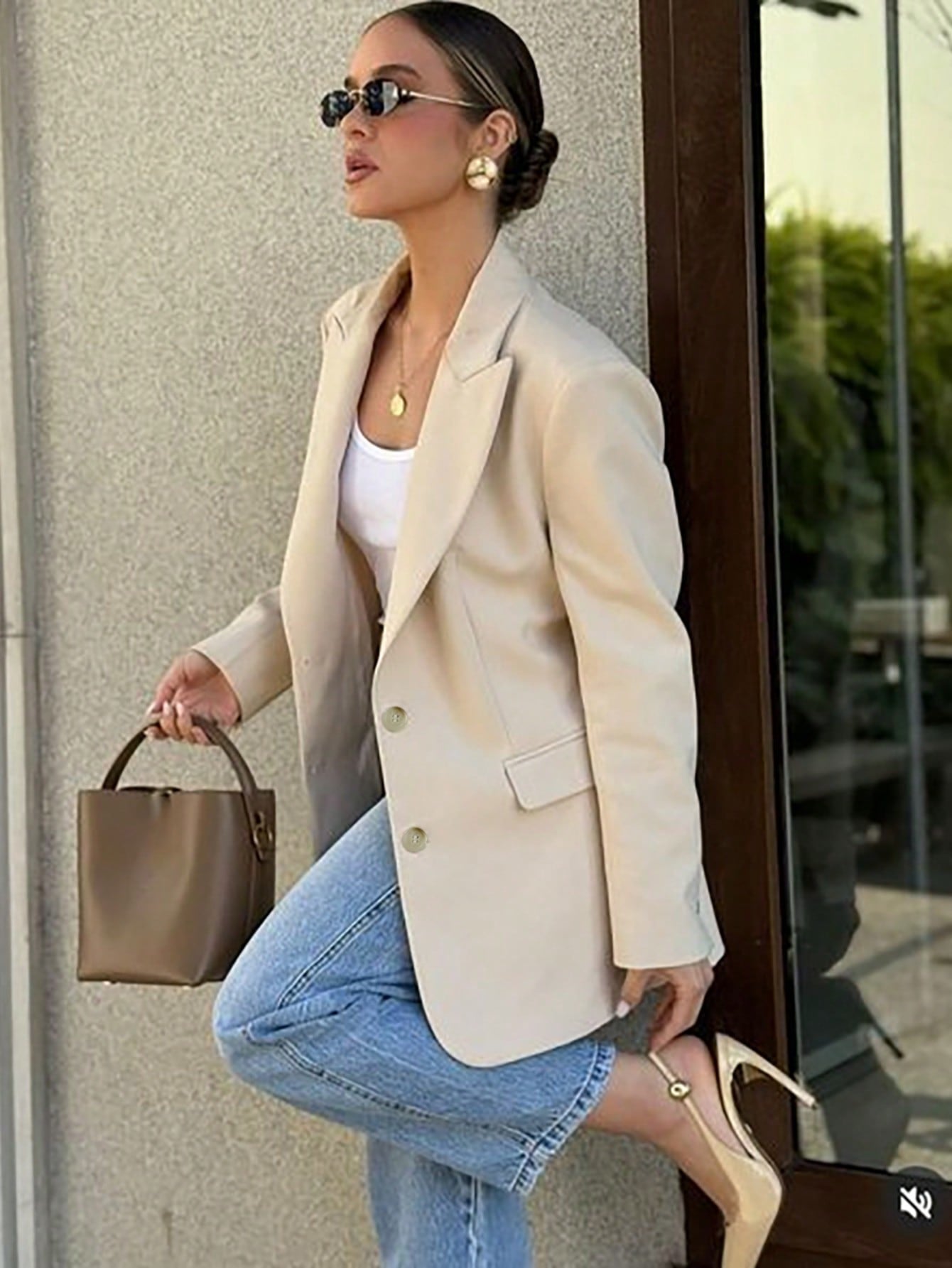 Neutral Queen Blazer