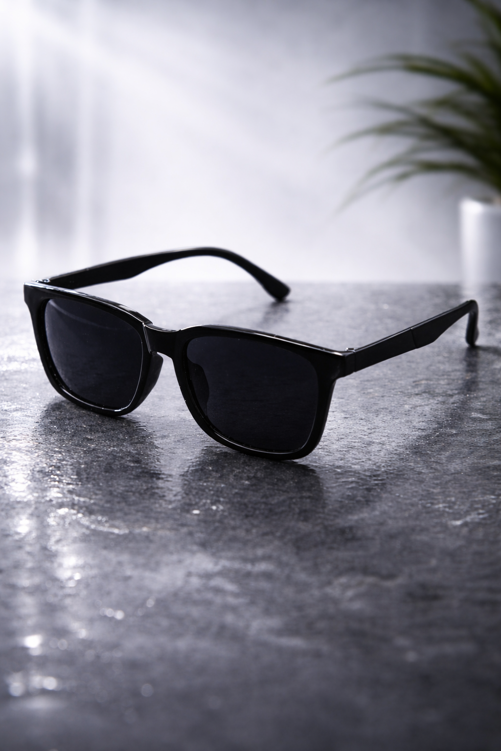 Noir Essential
